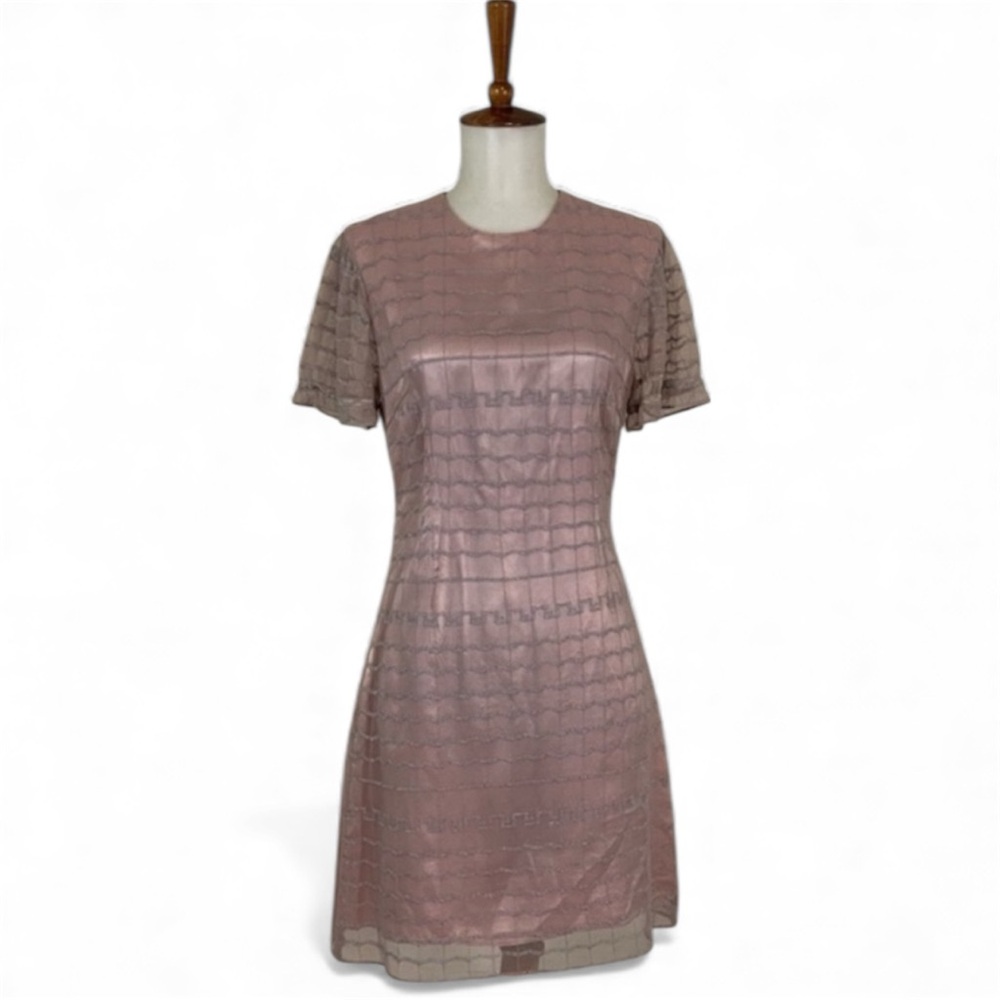 Tocca Embroidered Dress Women’s 8 Short Sleeve Crew Neck Sheath